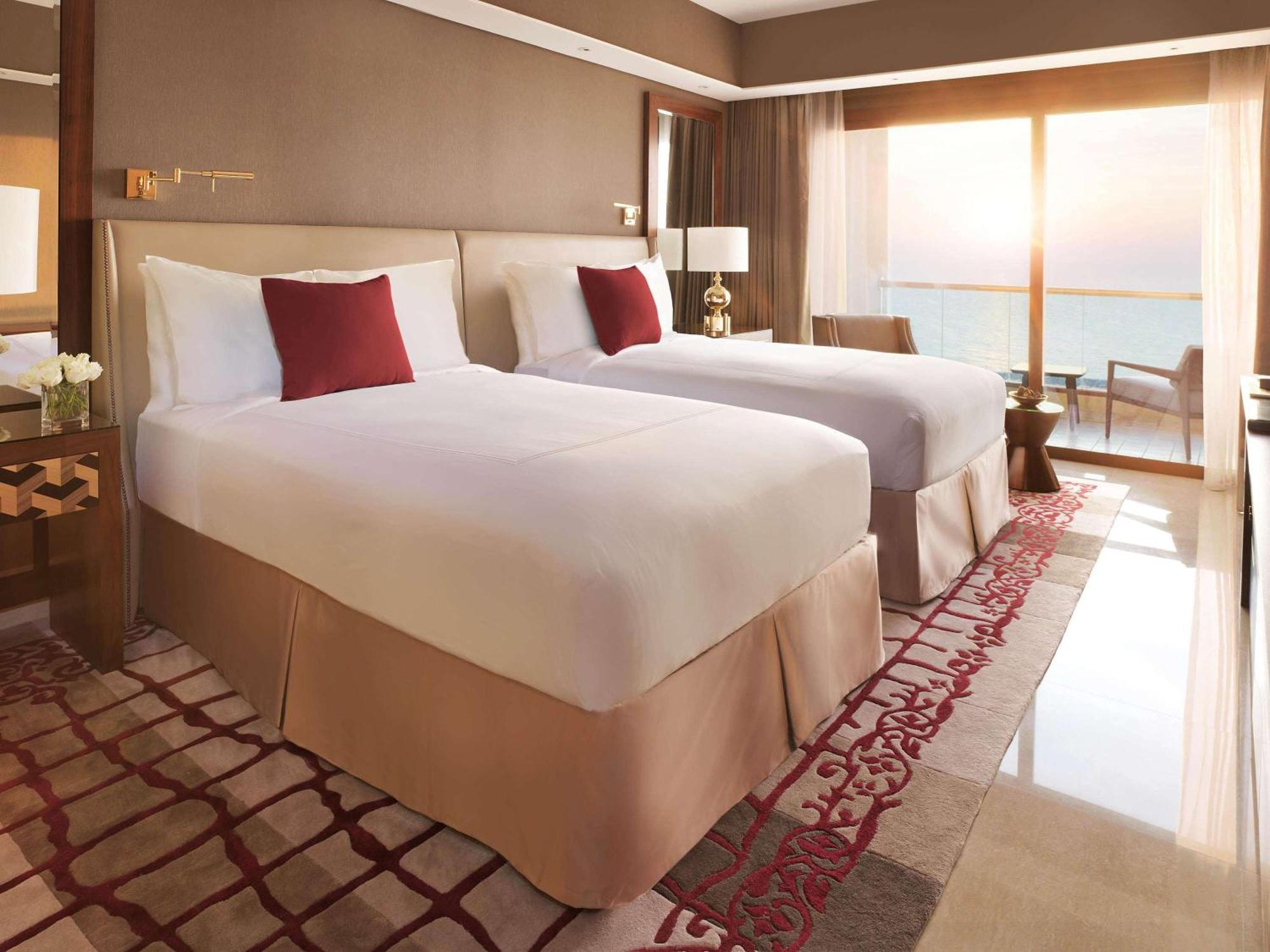 Fairmont Ajman Hotel Buitenkant foto