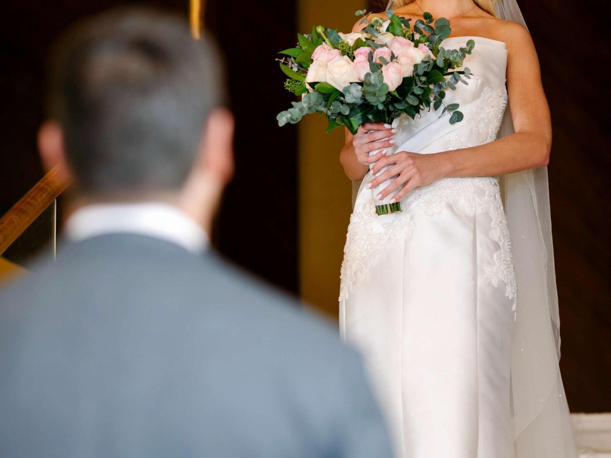 Fairmont Ajman Hotel Buitenkant foto Bride and groom at the wedding
