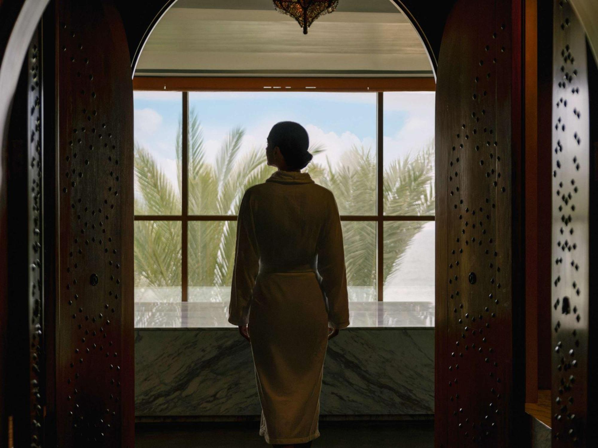 Fairmont Ajman Hotel Buitenkant foto A guest at the spa